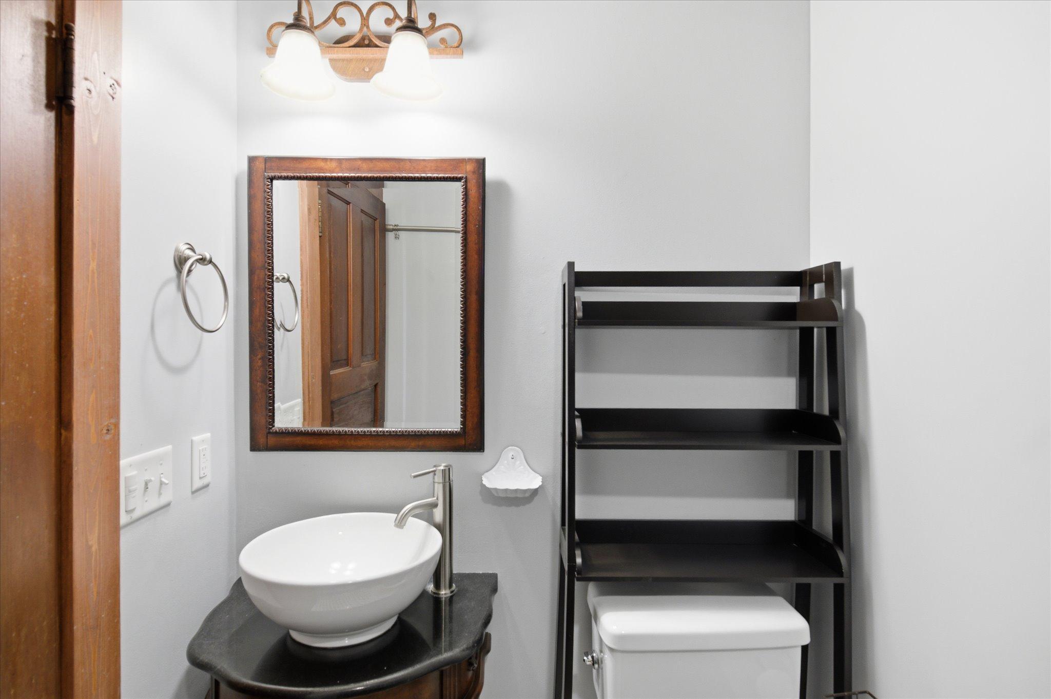 16-131 Main St [3057844]- 016.jpg