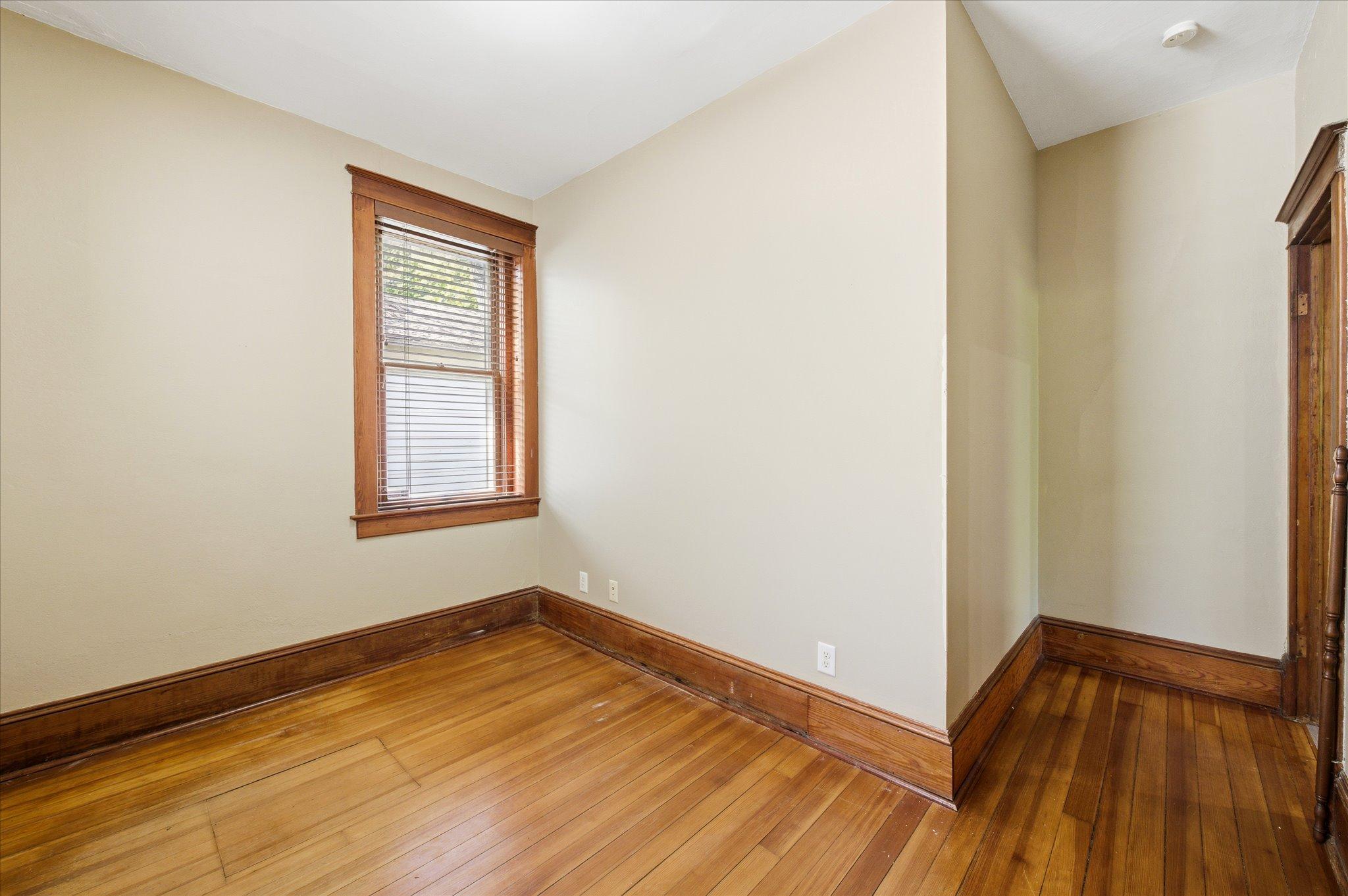 13-131 Main St [3057844]- 013.jpg