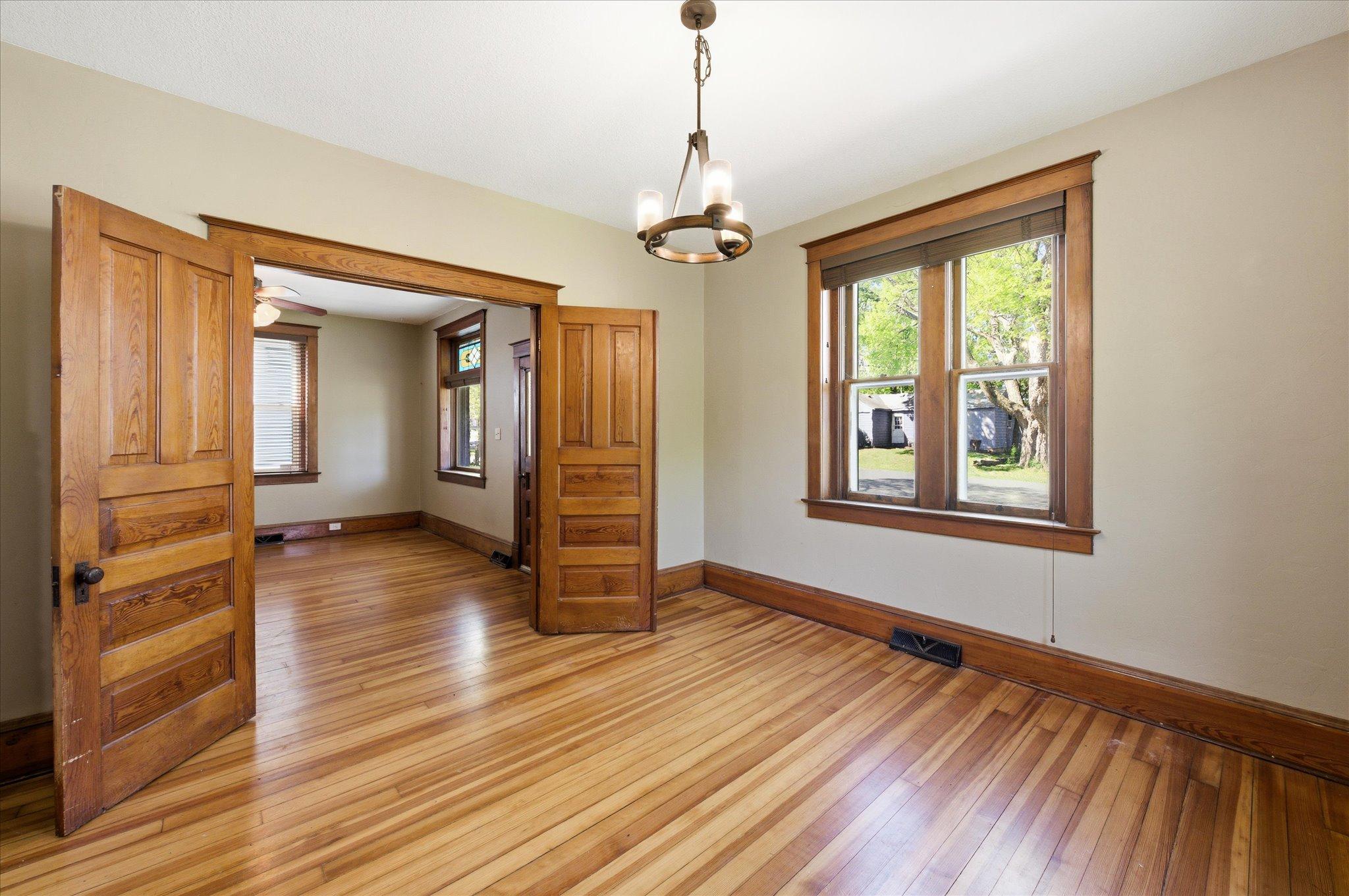 07-131 Main St [3057844]- 007.jpg