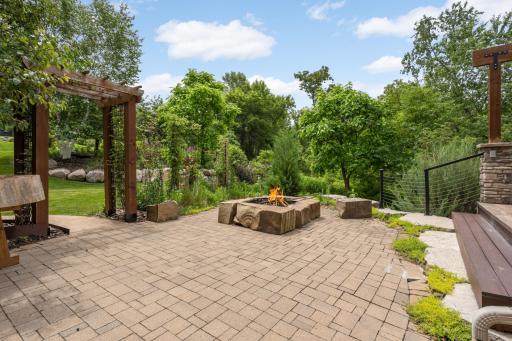 15270 Branch Circle, Lakeville, MN 55306