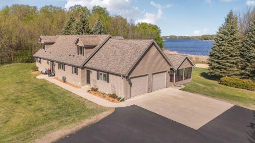1850 Beauty Point Road SW, Farwell, MN 56327