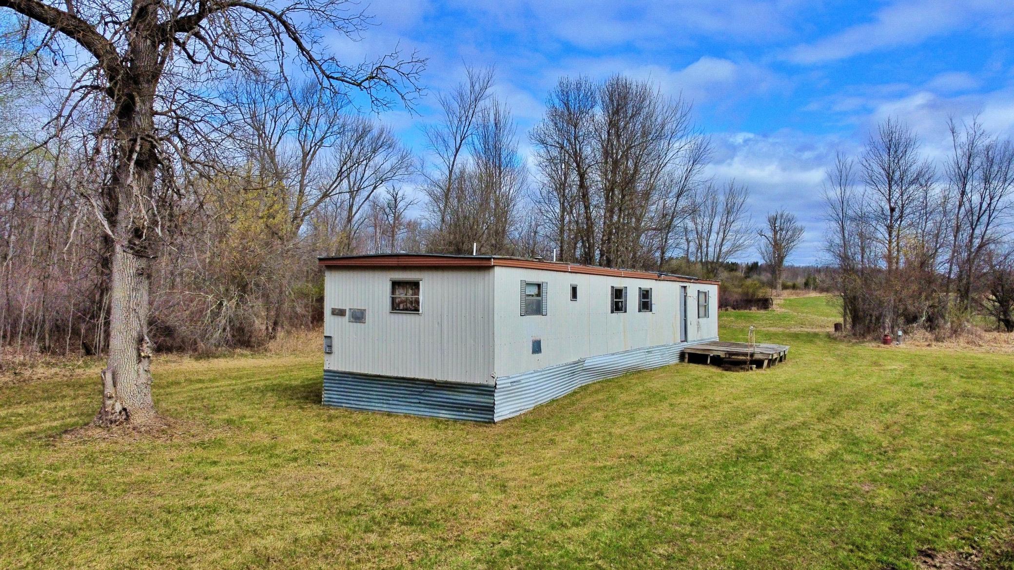 Side view of trailer home.jpg