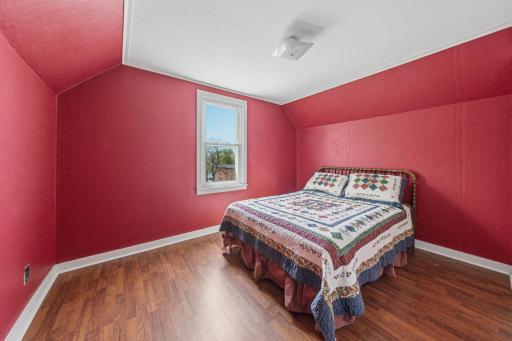 29 bedroom 3.jpg
