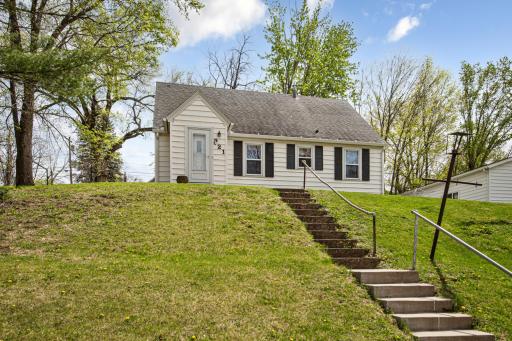 321 S 3rd Street, Le Sueur, MN 56058