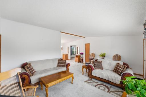 707 Summit Avenue W, Clarissa, MN 56440