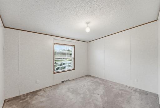 707 Summit Avenue W, Clarissa, MN 56440