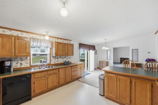 707 Summit Avenue W, Clarissa, MN 56440
