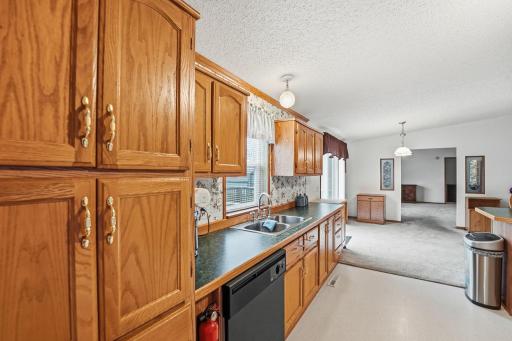 707 Summit Avenue W, Clarissa, MN 56440