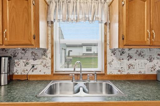 707 Summit Avenue W, Clarissa, MN 56440