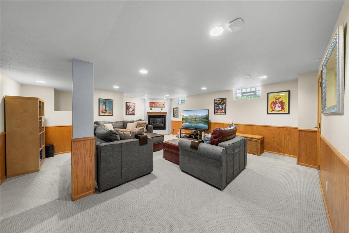 Lower Level Family room with gas burning fireplace
