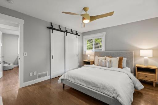 39-web-or-mls-3009 166th Ln NE-126.jpg