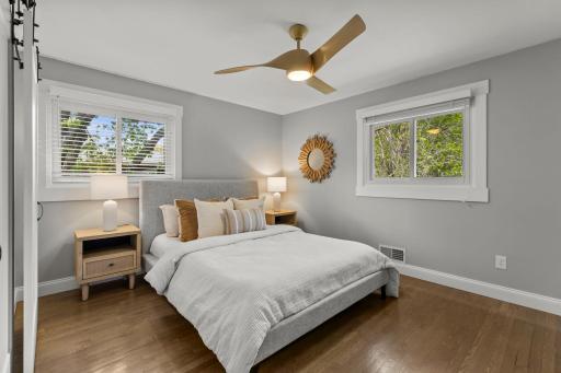 40-web-or-mls-3009 166th Ln NE-129.jpg