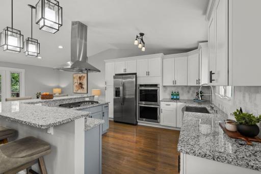 29-web-or-mls-3009 166th Ln NE-60.jpg