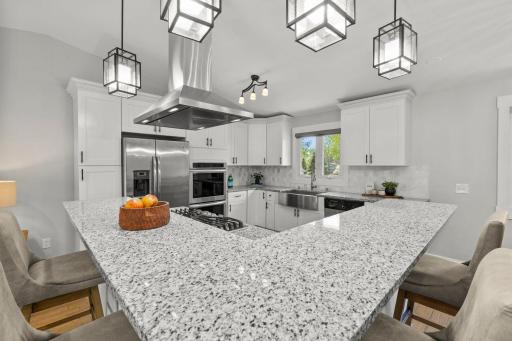 36-web-or-mls-3009 166th Ln NE-84.jpg
