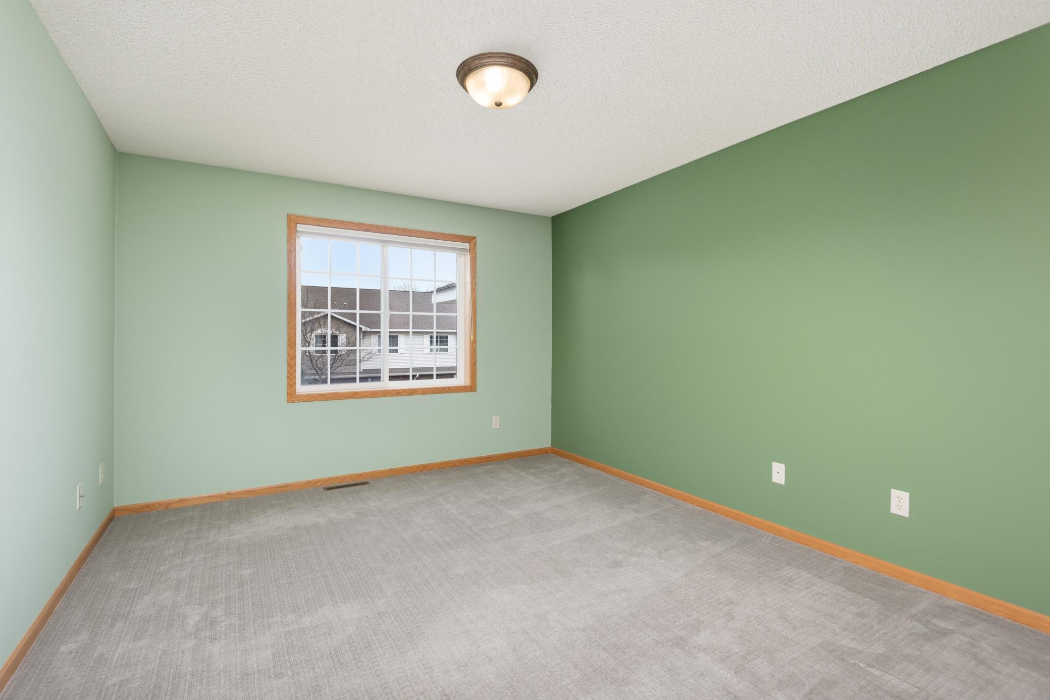 2nd upper-level bedroom!