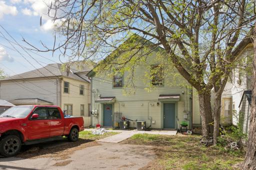 242 Maria Ave