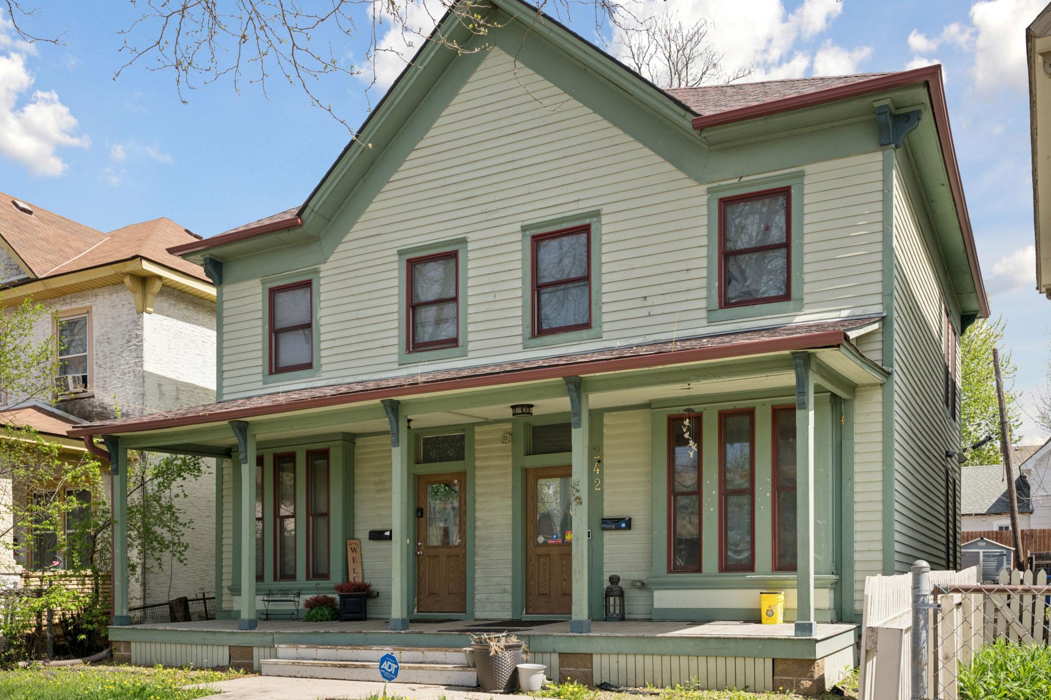 242 Maria Ave