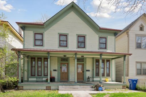 242 Maria Ave