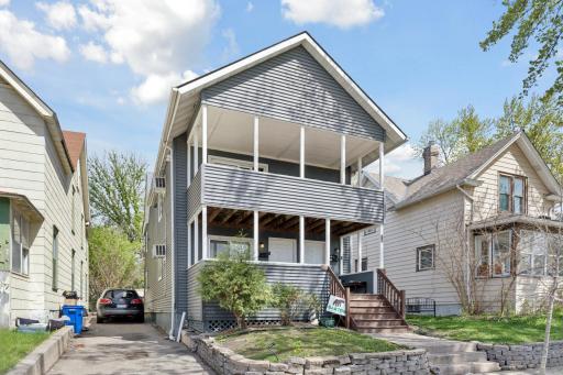 49 Manitoba Ave