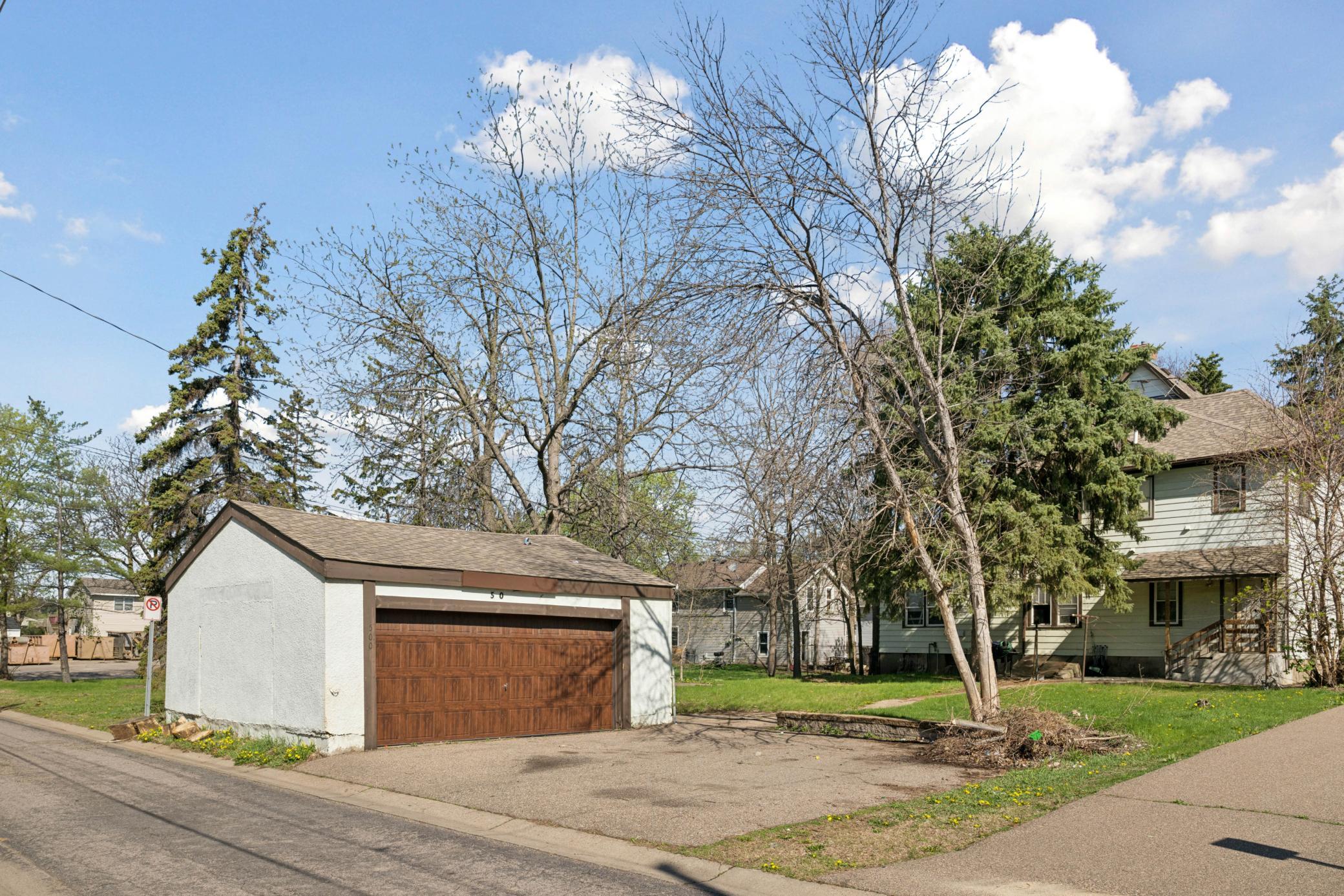500 Hopkins Ave