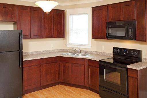 856 Burr Ave Kitchen