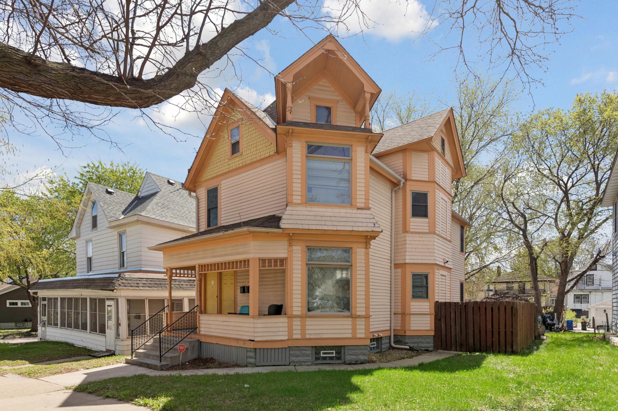 732 Jessamine Ave