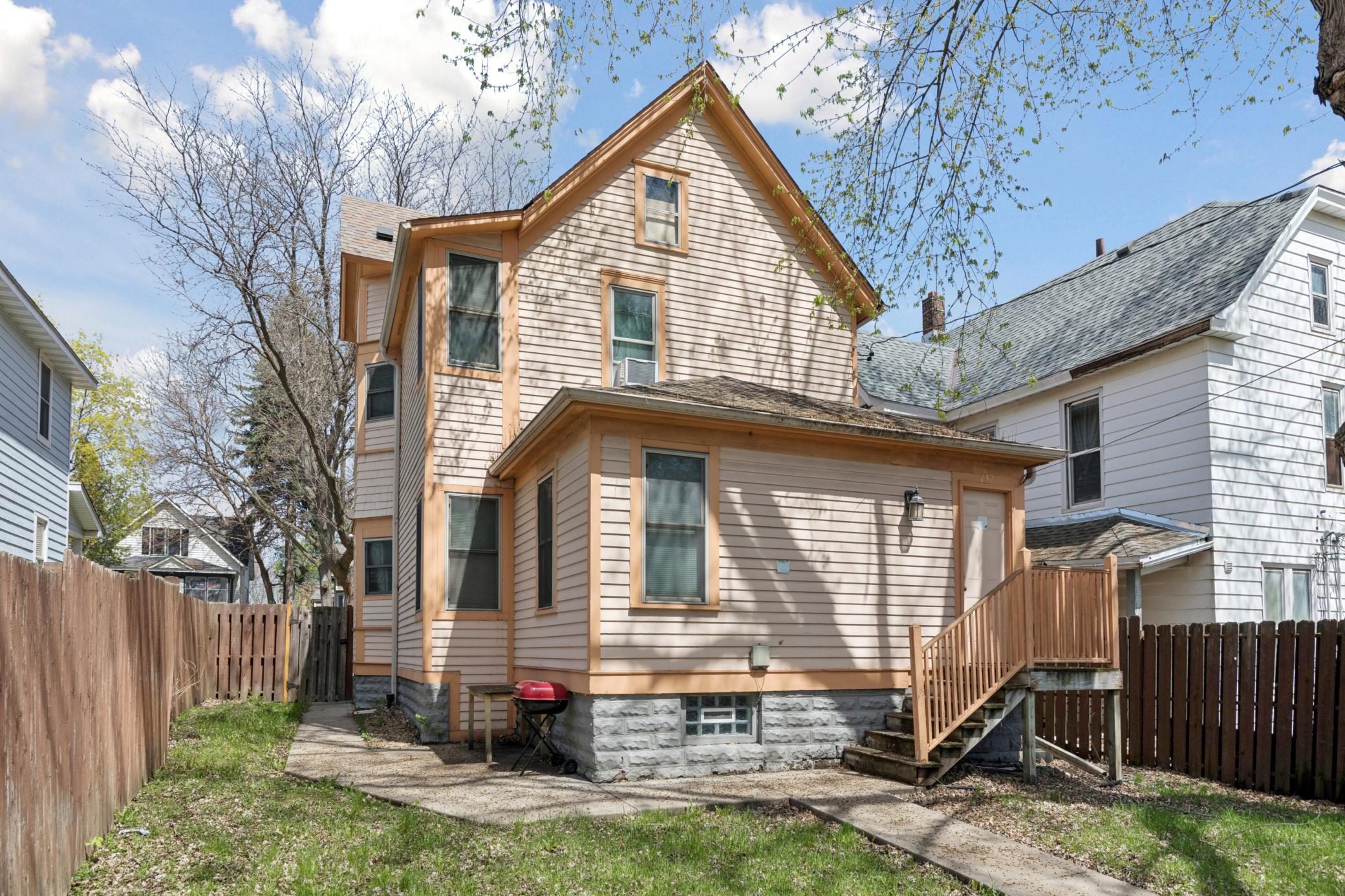 732 Jessamine Ave