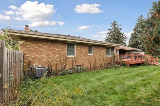 2079 Upper Saint Dennis Road, Saint Paul, MN 55116