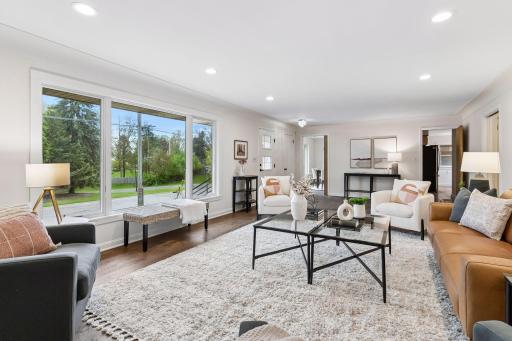 2079 Upper Saint Dennis Road, Saint Paul, MN 55116