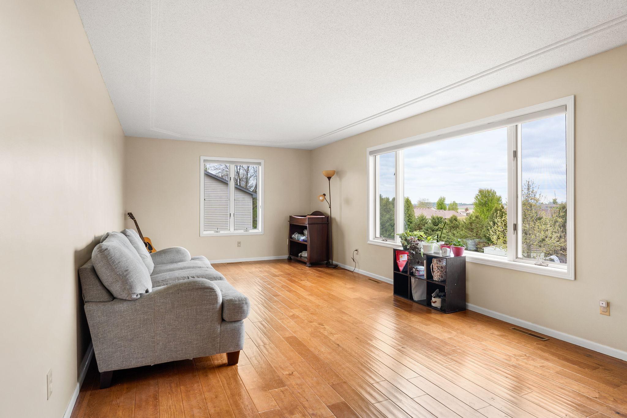 34-web-or-mls-602-6th-st-s.jpg