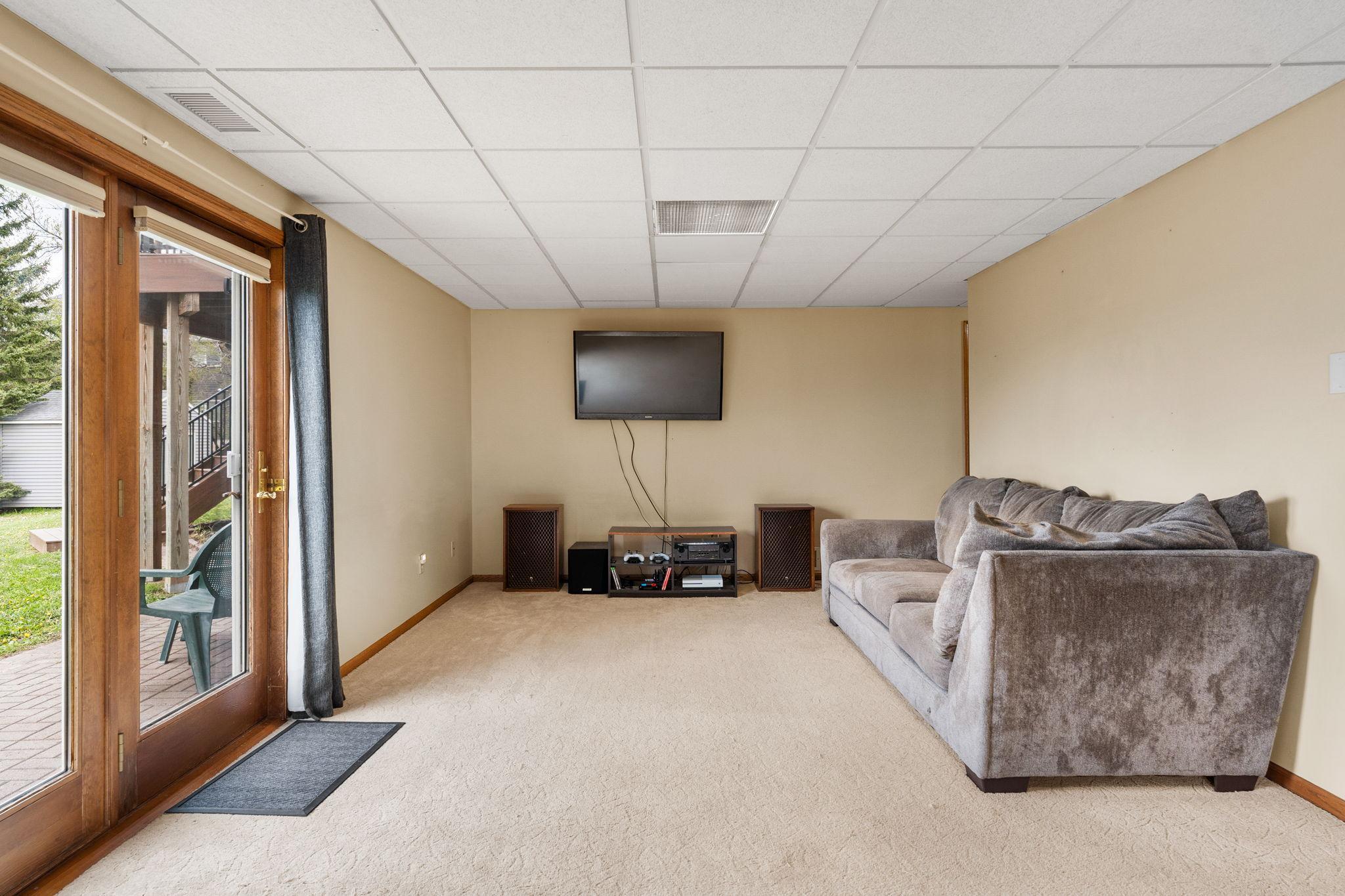 47-web-or-mls-602-6th-st-s.jpg