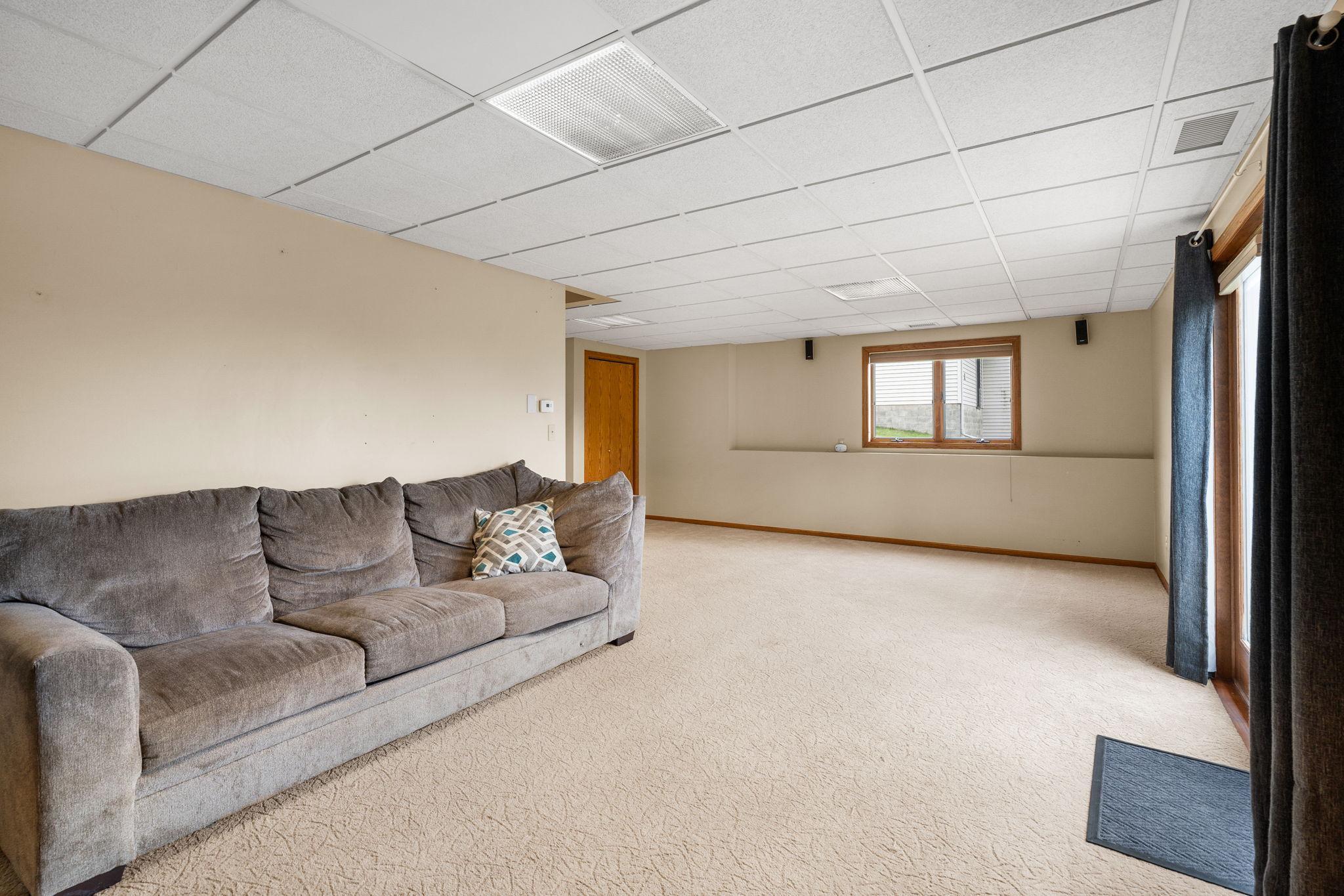 48-web-or-mls-602-6th-st-s.jpg