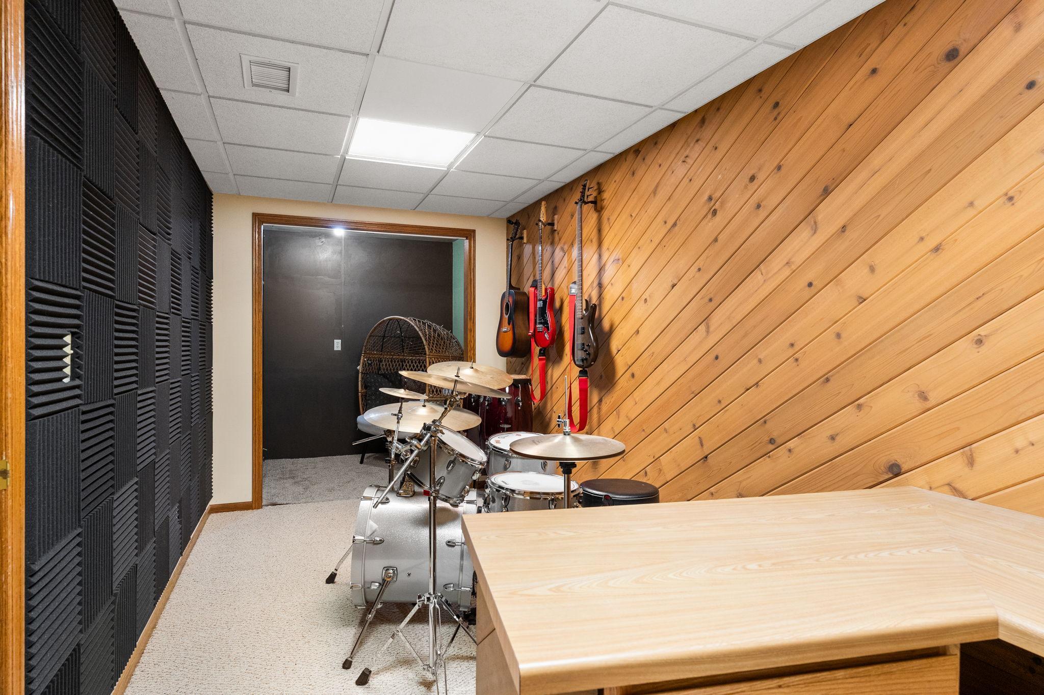 58-web-or-mls-602-6th-st-s.jpg