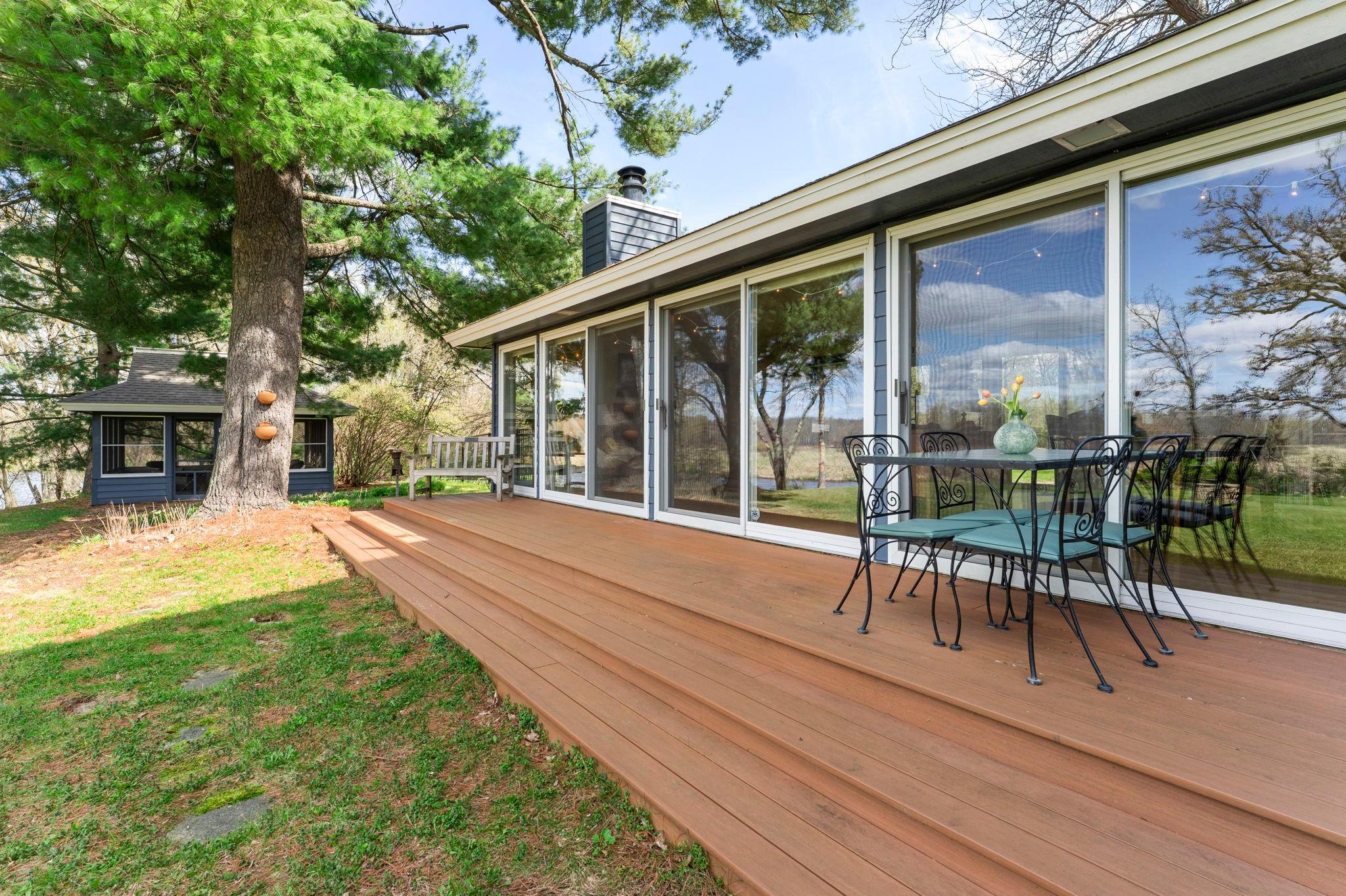 81-web-or-mls-1711 W Church Rd-154.jpg