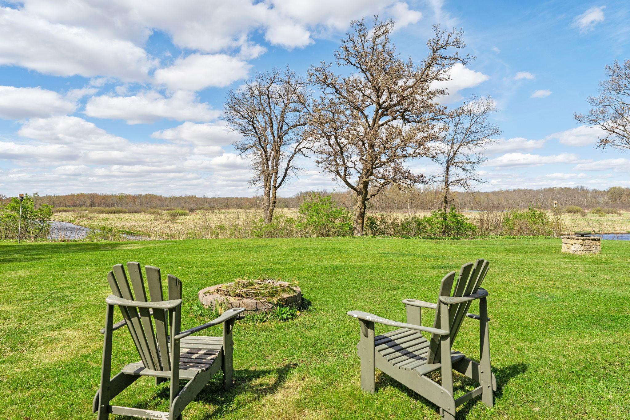 92-web-or-mls-1711 W Church Rd-149.jpg