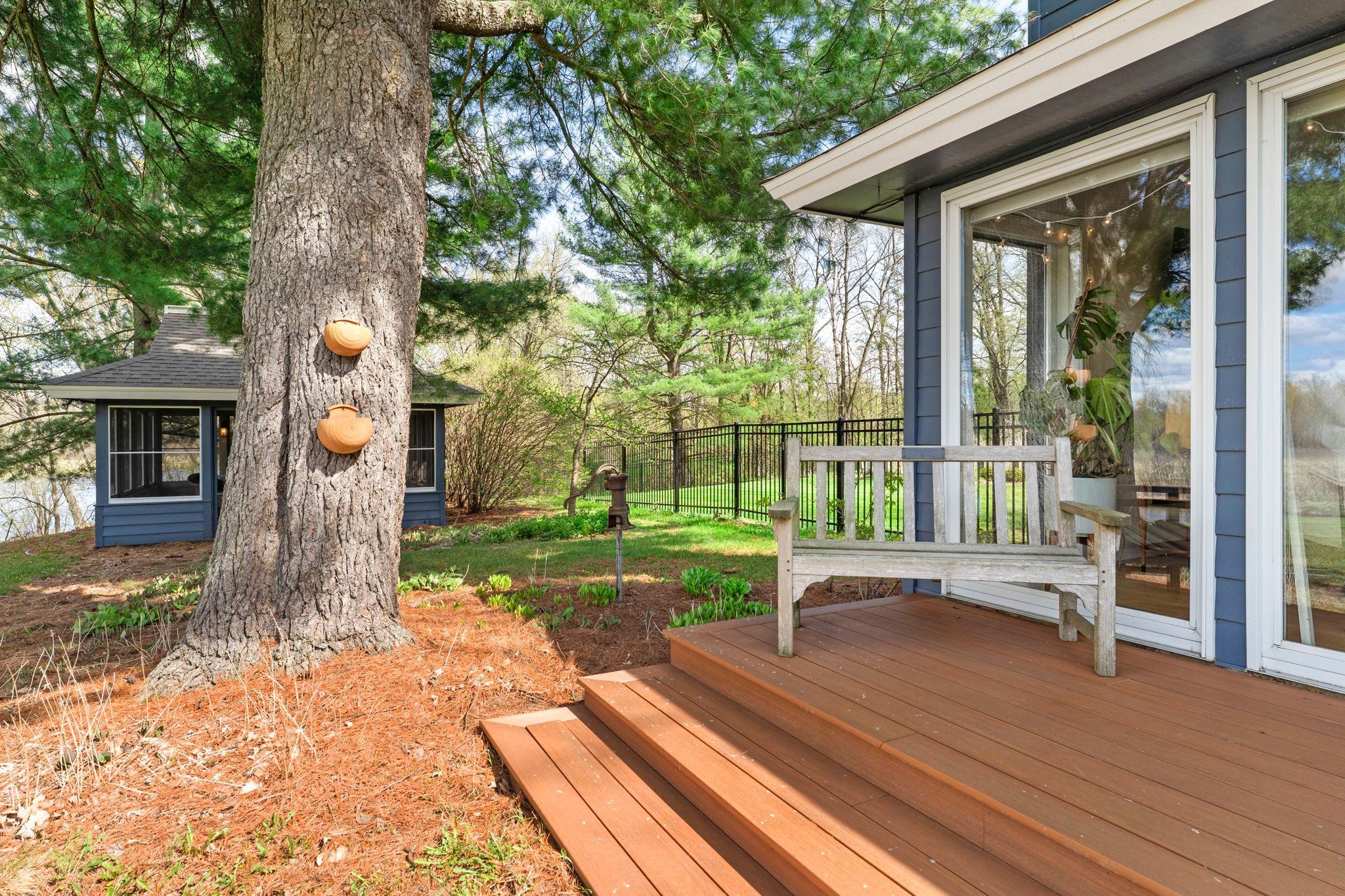 82-web-or-mls-1711 W Church Rd-159.jpg