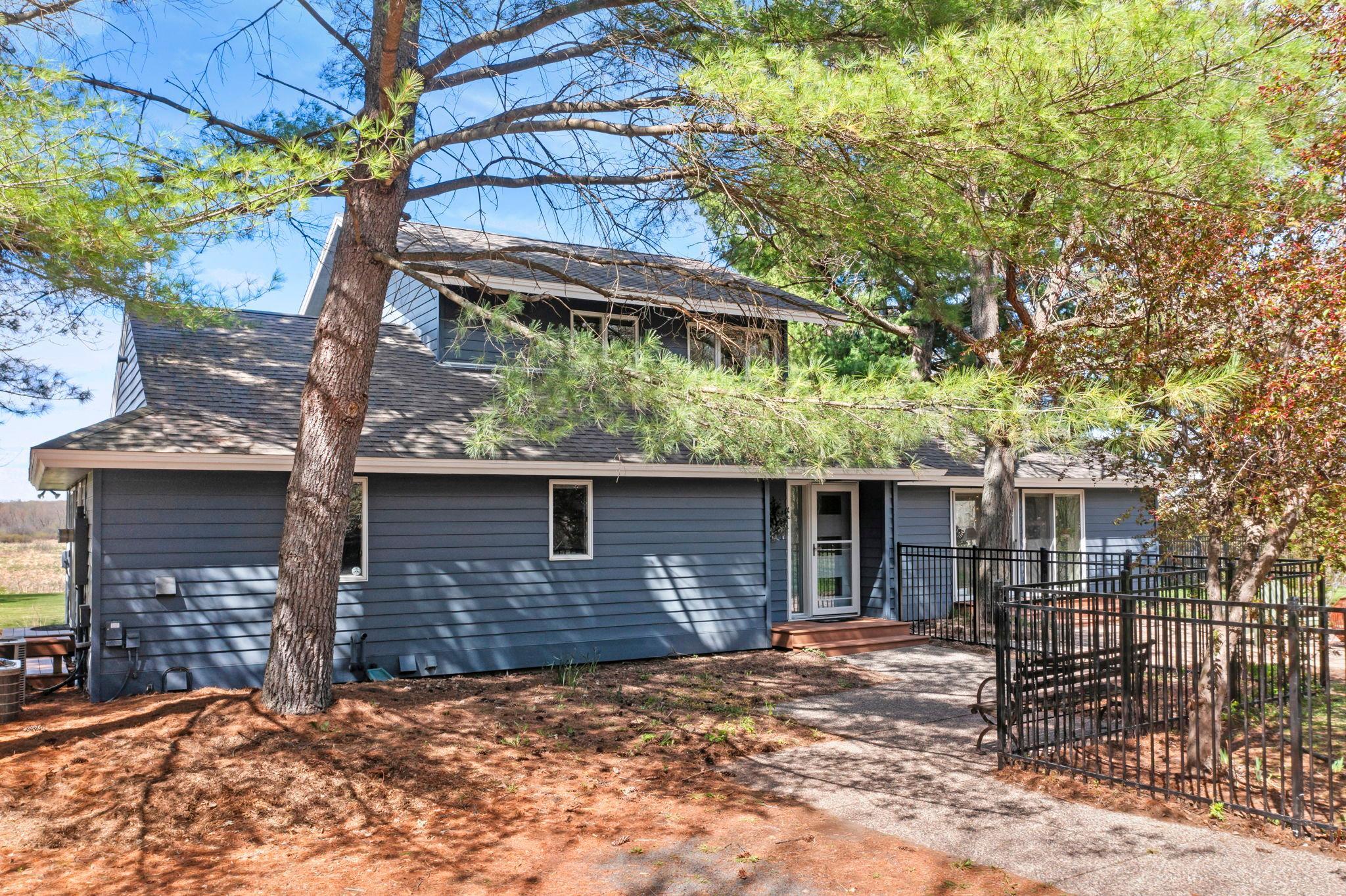 13-web-or-mls-1711 W Church Rd-26 copy.jpg