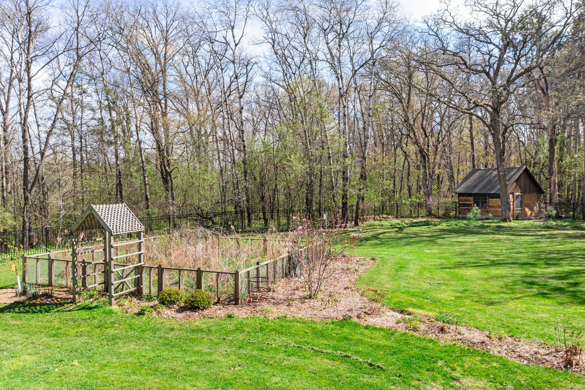 113-web-or-mls-1711 W Church Rd-94.jpg