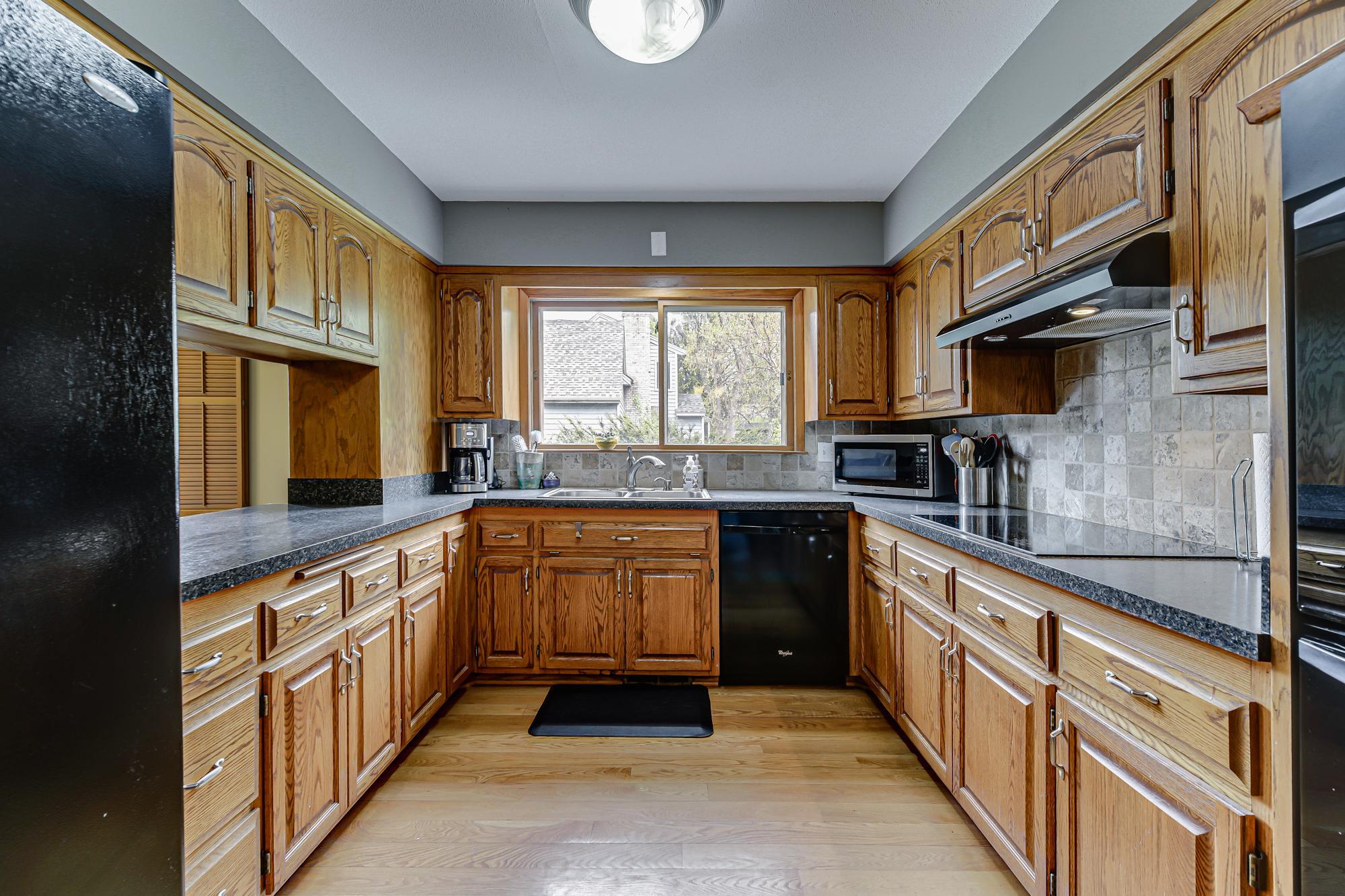 Kitchen-Informal-Dining.jpg