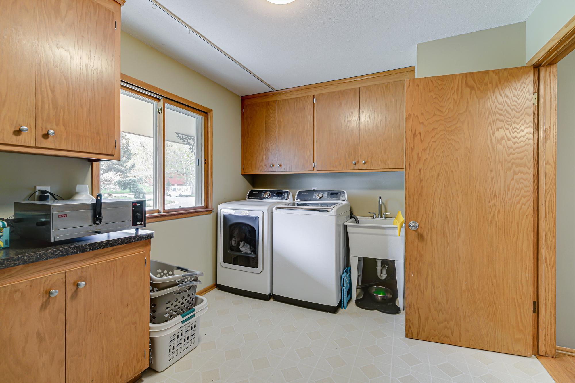 Laundry-Room (1).jpg