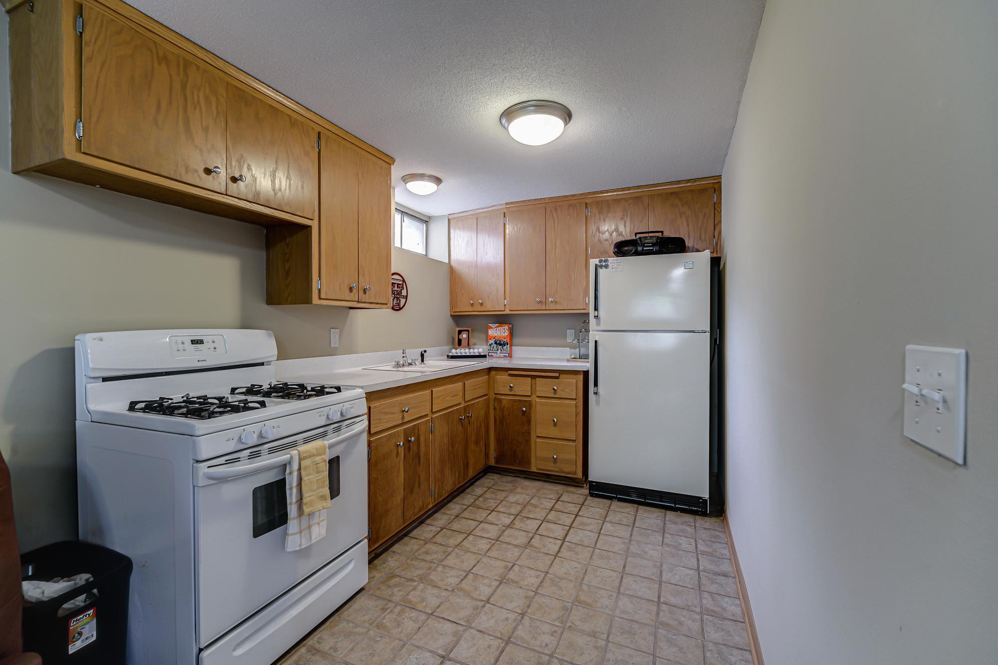 Kitchen-Lower-Level.jpg