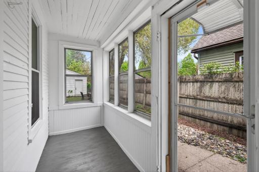 819 26th Avenue NE, Minneapolis, MN 55418