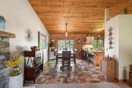 17125 Hemlock Court, Lakeville, MN 55044