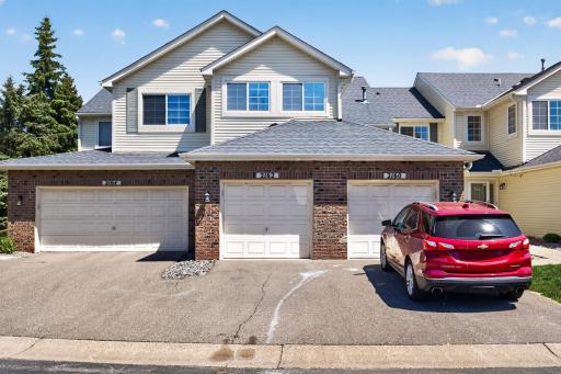 2162 Water Lilly Lane, 1002, Eagan, MN 55122