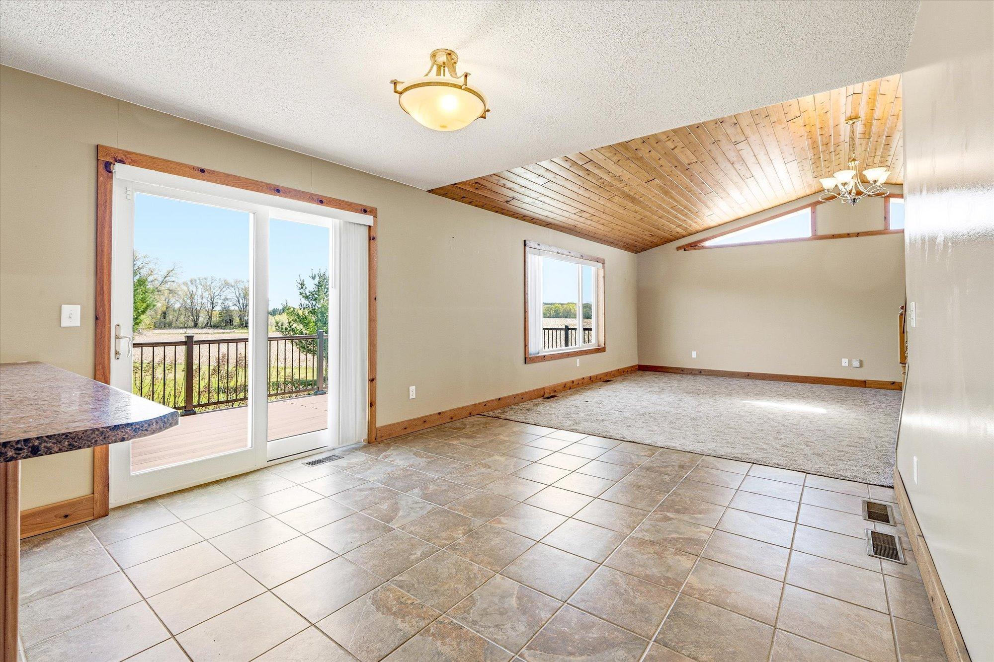 Sliding door opens to the 10x30 deck.