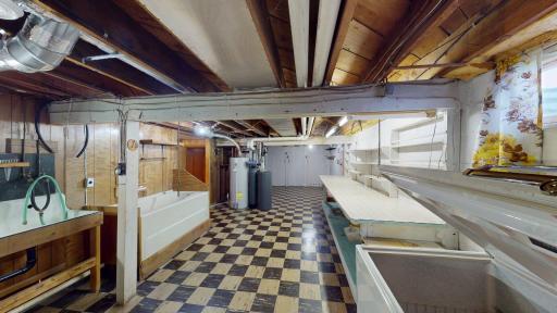 406 Giles Place, Albert Lea, MN 56007