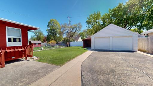 406 Giles Place, Albert Lea, MN 56007