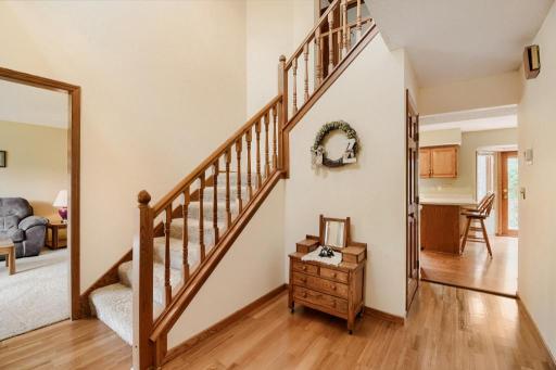 1294 138th Lane NW - MLS Sized - 011 - 03 Foyer.jpg