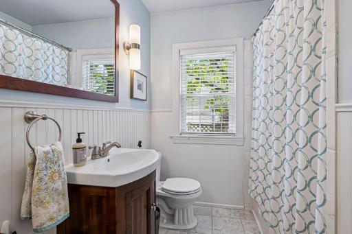 5801 Zenith Avenue S, Edina, MN 55410