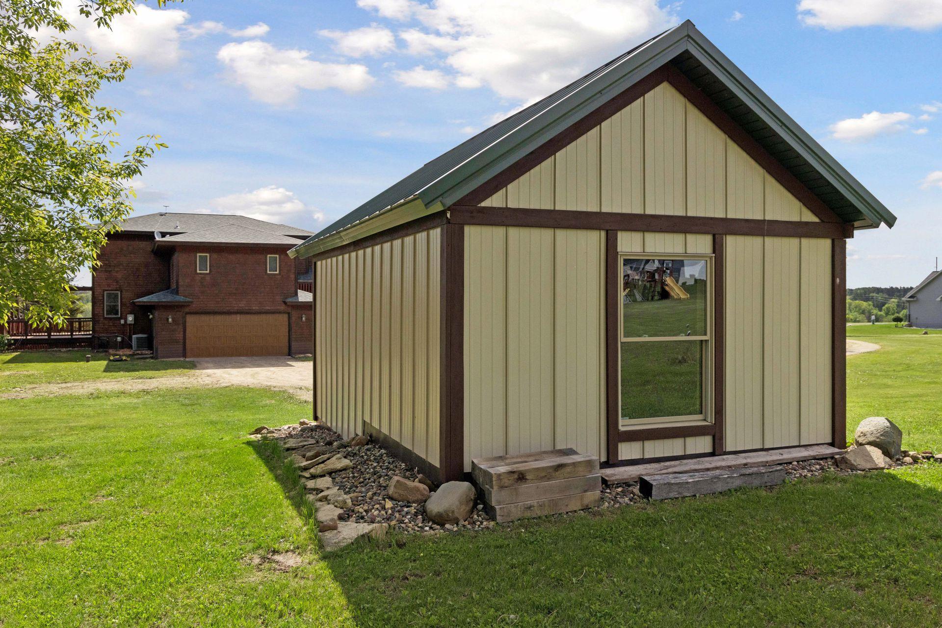 392 Old Cemetery Road , River Falls, WI 54022